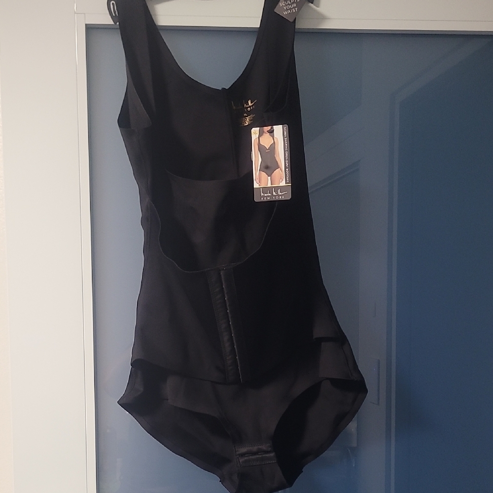 Nicole Miller Black Open-Bust Shapewear Bodysuit - Picture 4 of 16